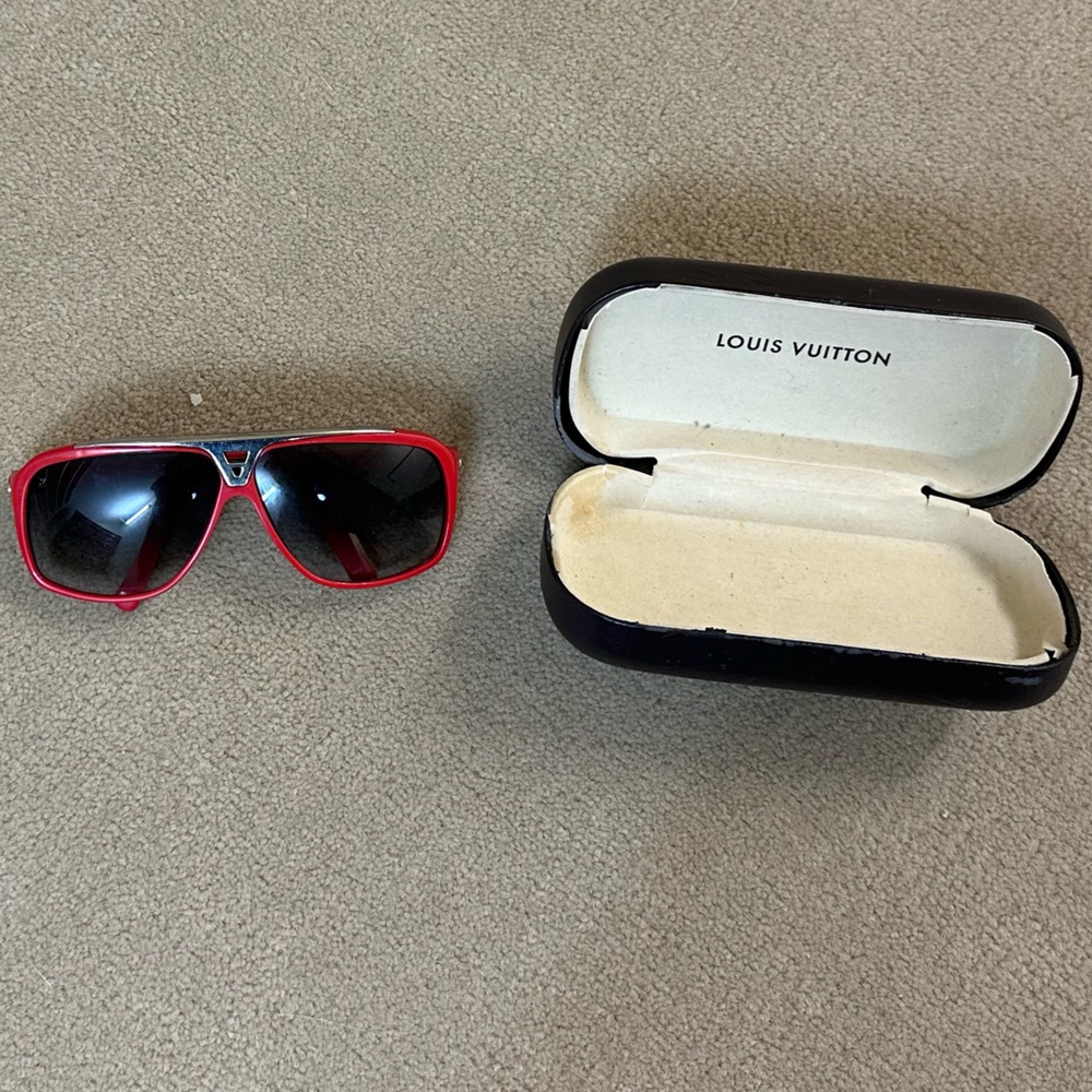 LOUIS VUITTON Evidence sunglasses RARE